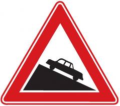 aracın rölantide inmesi iniş eğimli yol